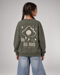 BELOUD Big Mood Kids Sweater Organic Khaki – Rückenansicht getragen