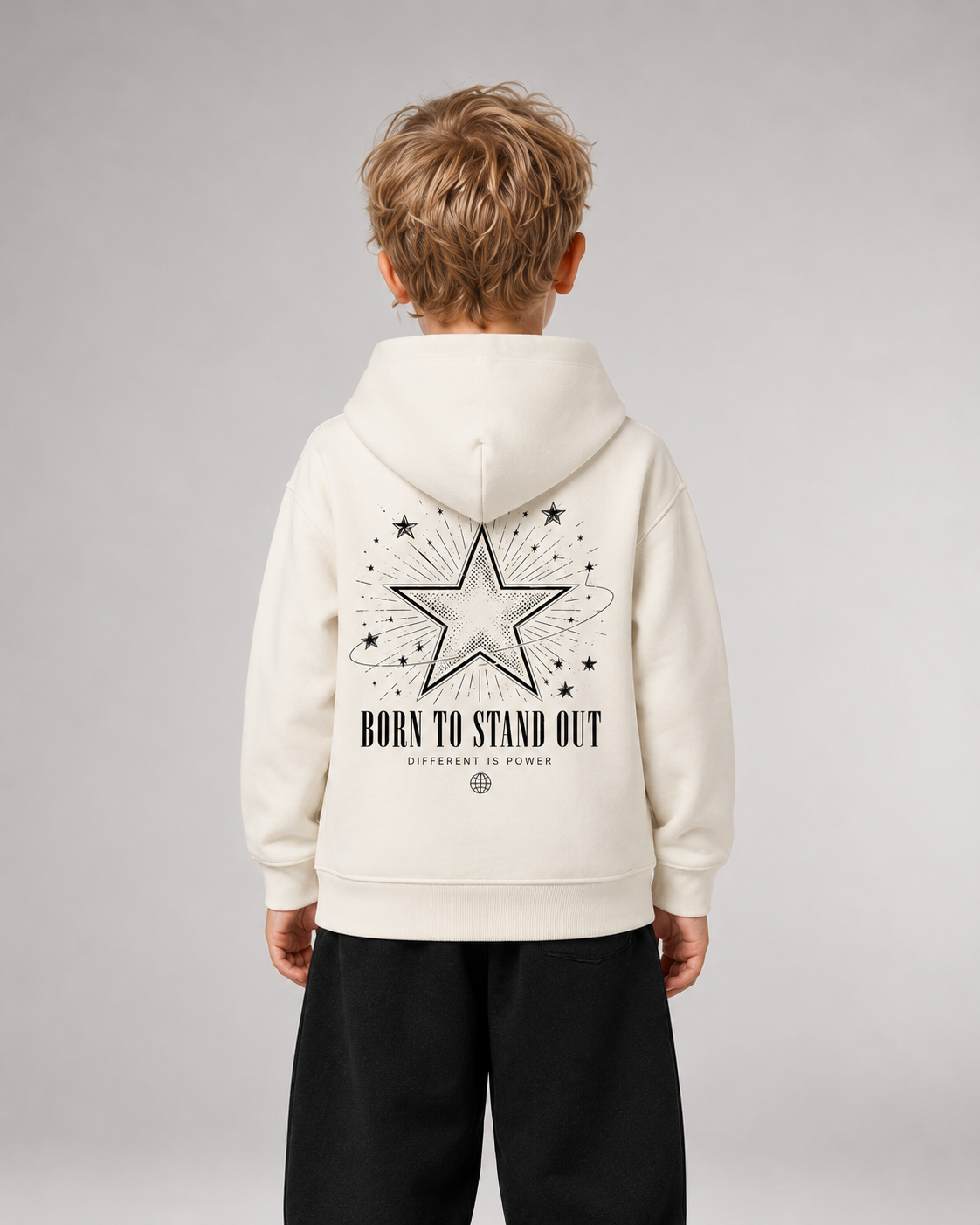 BORN TO STAND OUT Kids Hoodie Ivory – Rückenansicht getragen