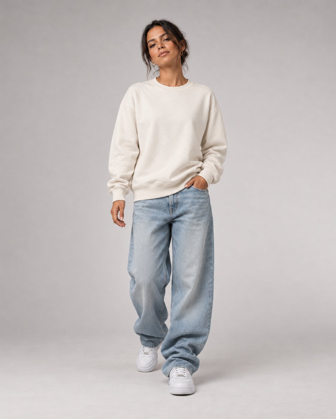 GUCK MAL MAMA Eltern Oversize Sweater – Ivory – Frontansicht Fullbody