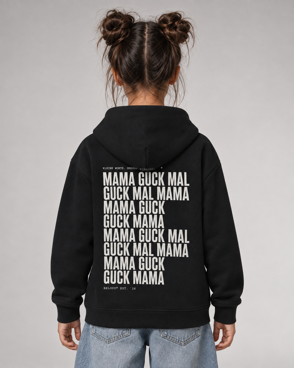 GUCK MAL MAMA Kids Hoodie Black – Rückenansicht Halfbody