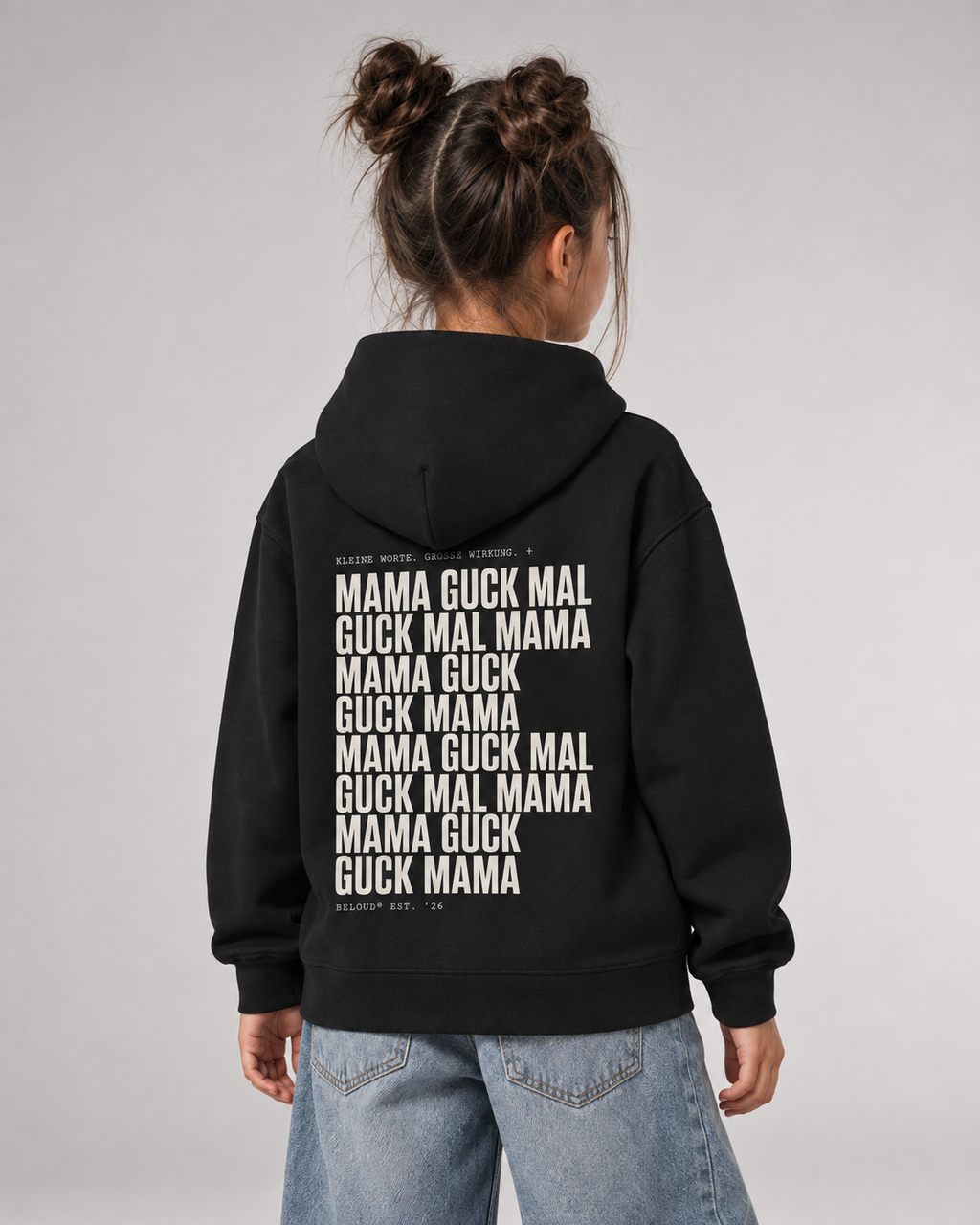 GUCK MAL MAMA Kids Hoodie Black – Dreiviertel-Rückenansicht