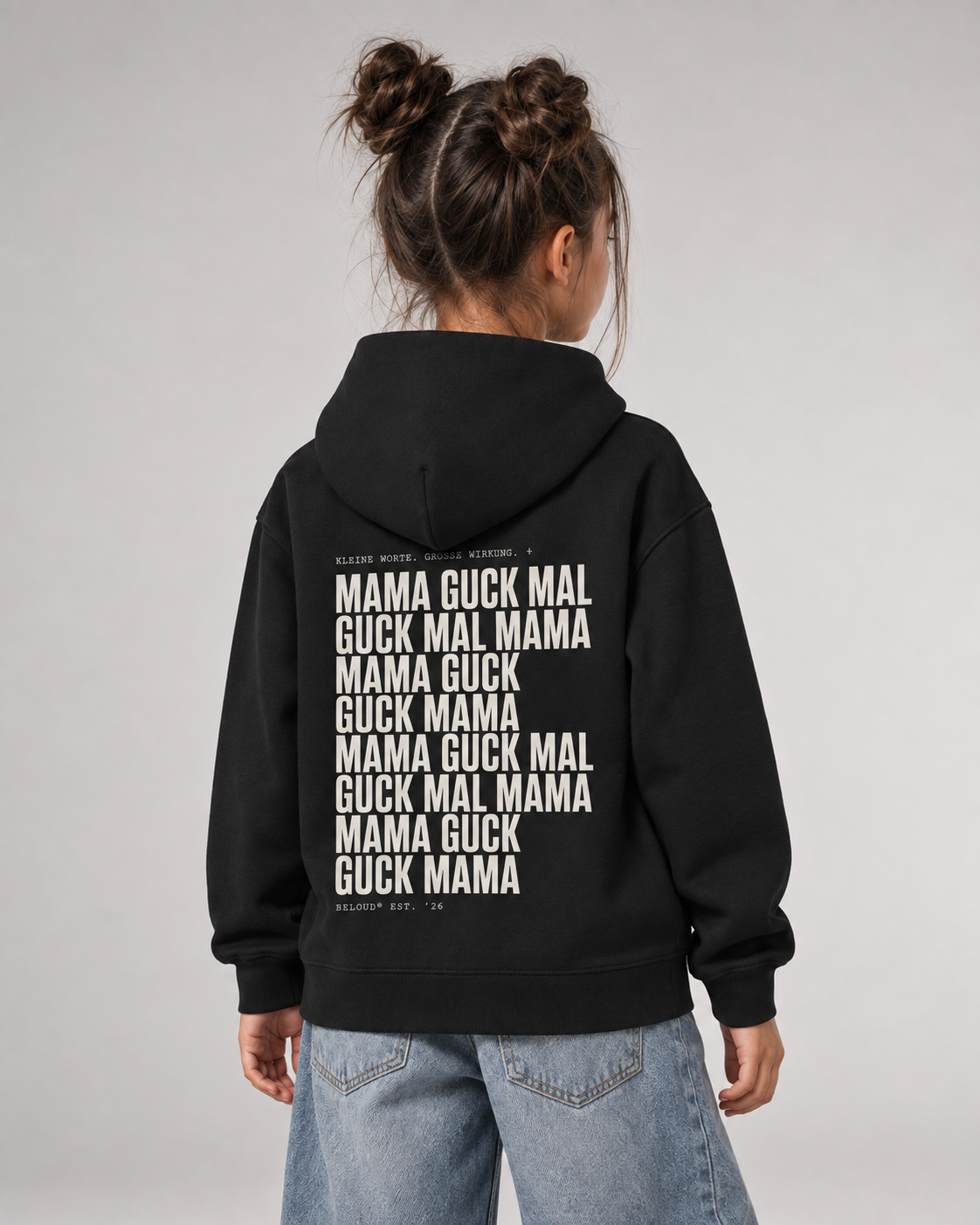 GUCK MAL MAMA Kids Hoodie Black – Dreiviertel-Rückenansicht