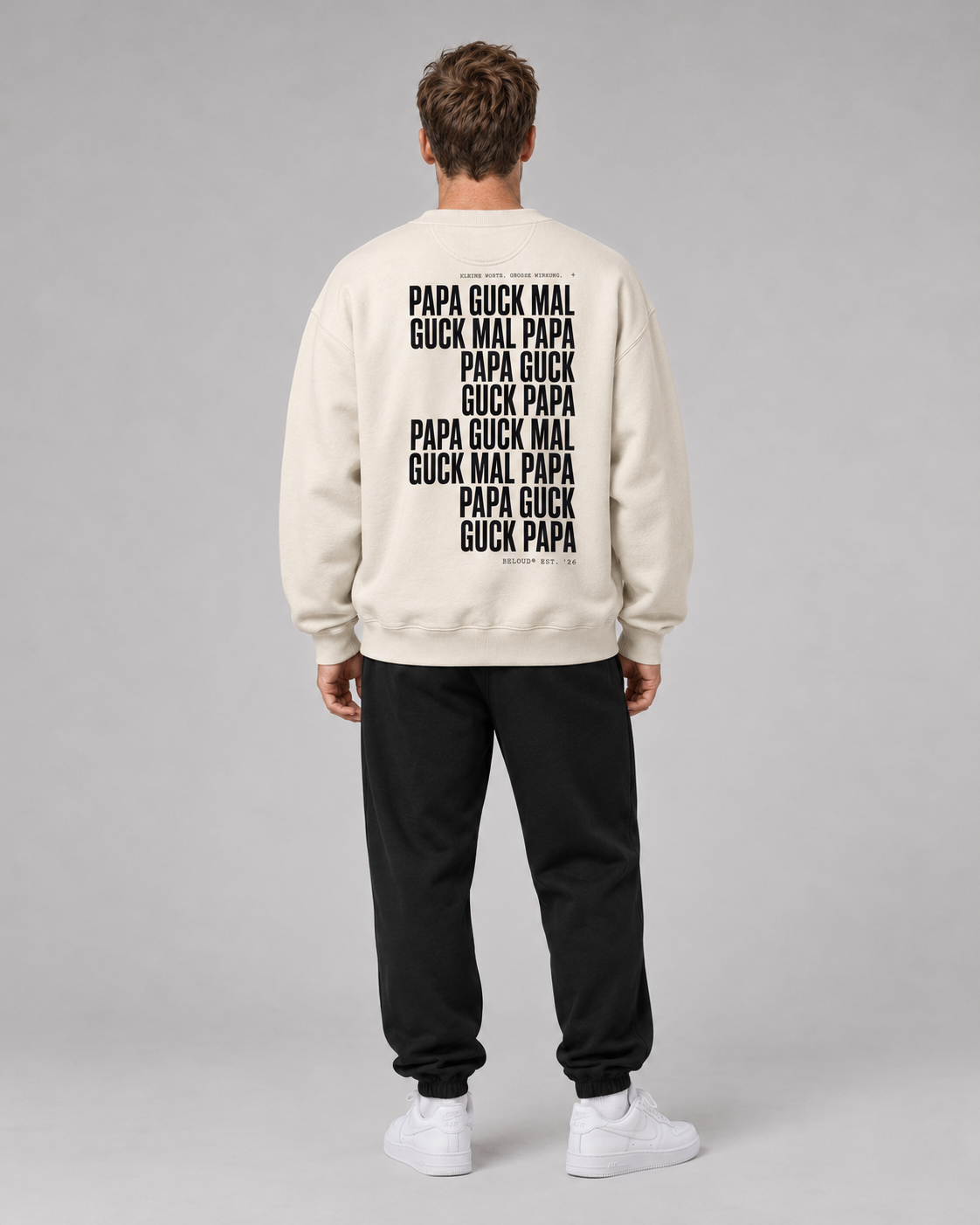 BELOUD GUCK MAL PAPA Eltern Oversize Sweater – ivory – ruecken-fullbody am Papa-Model