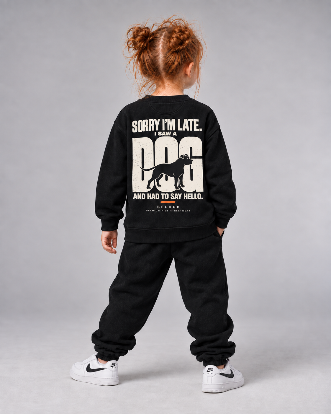 I SAW A DOG Kids Sweater – Black – Rückenansicht Fullbody