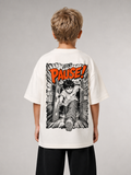 Junge von hinten im cremefarbenen PAUSE Oversize Shirt von BELOUD mit schwarz-orangem Manga-Backprint