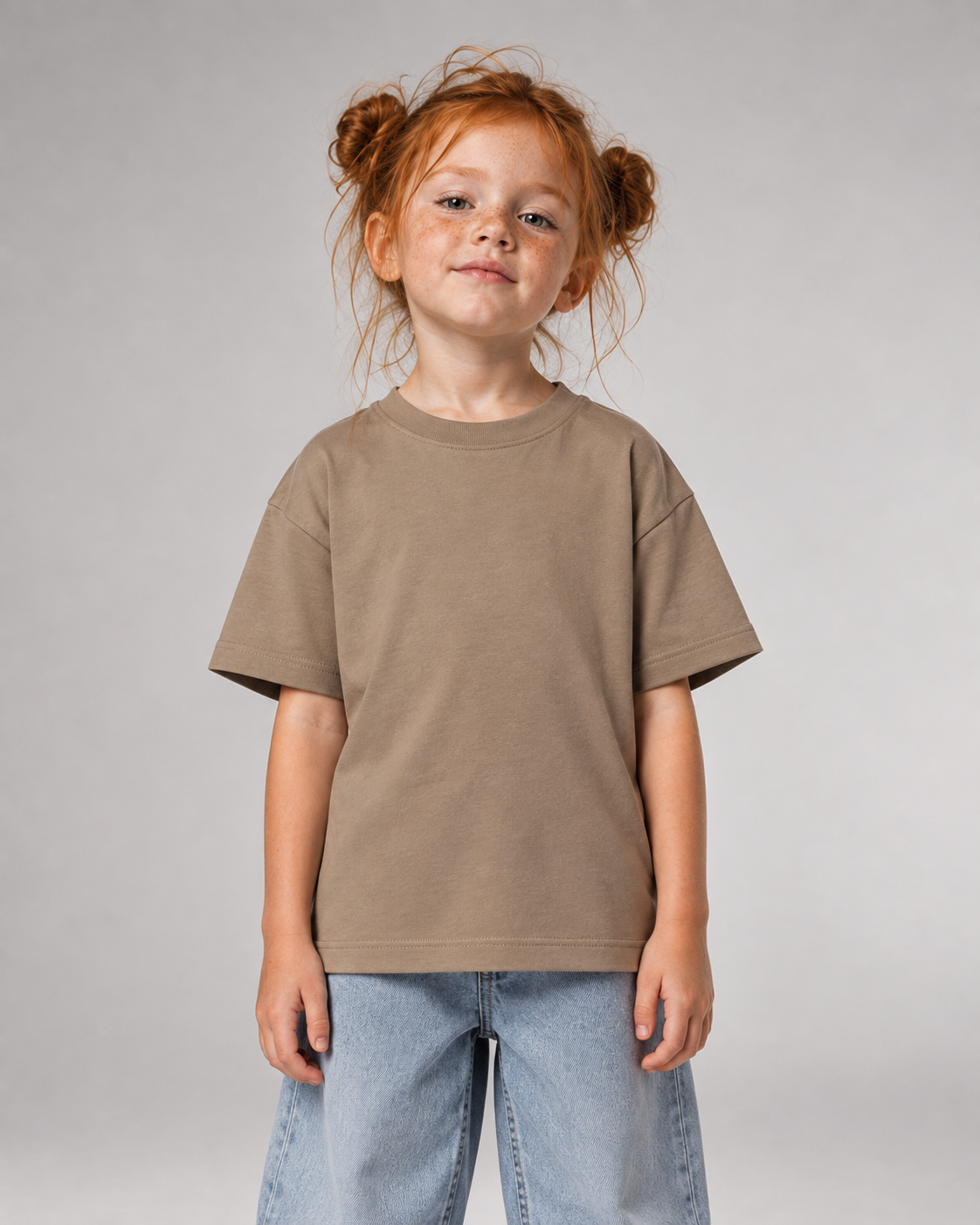 KITA CREW Kids Shirt – Wet Sand – Frontansicht Halfbody