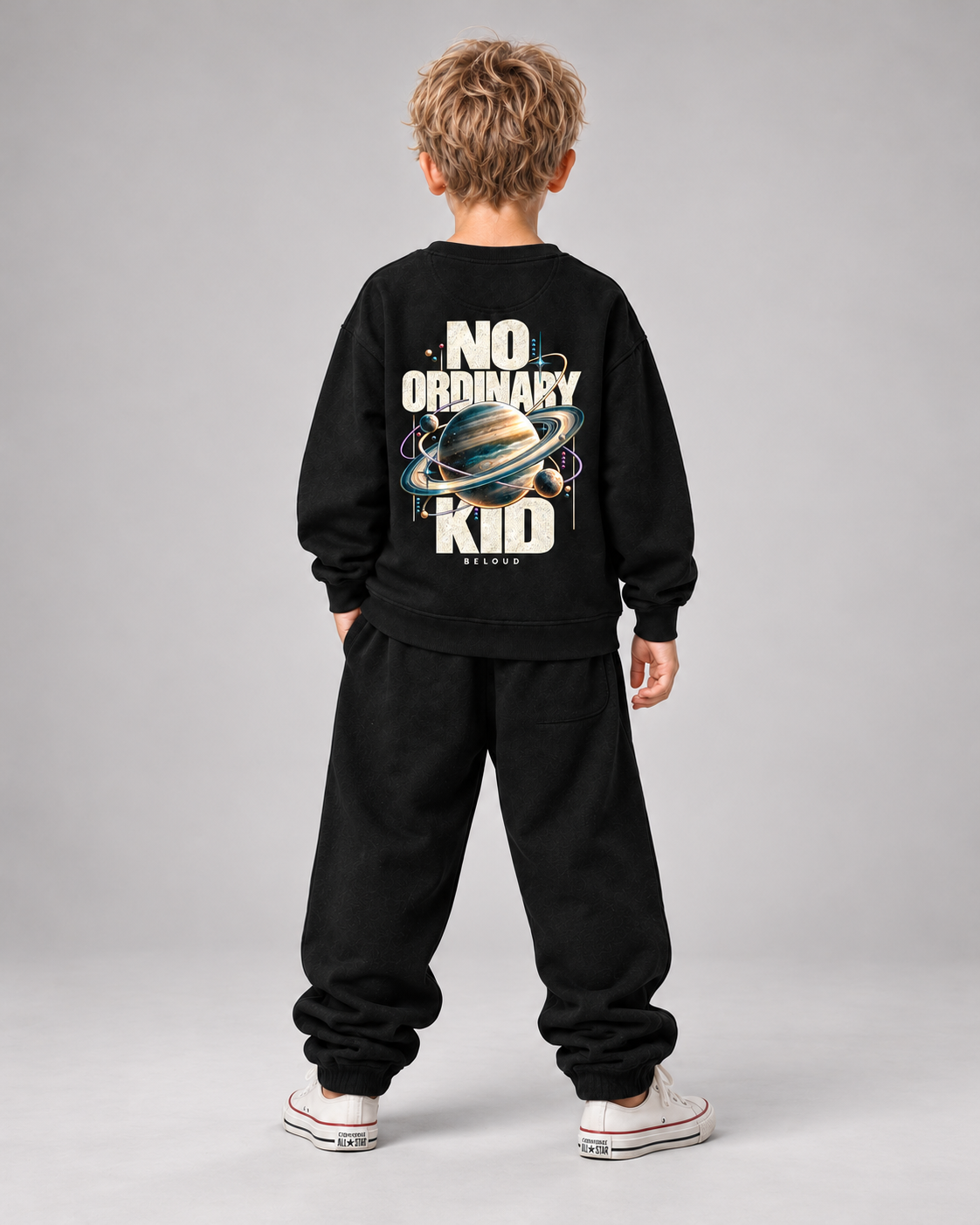 BELOUD NO ORDINARY KID Kids Sweater – Black – Ganzkörper-Rückenansicht