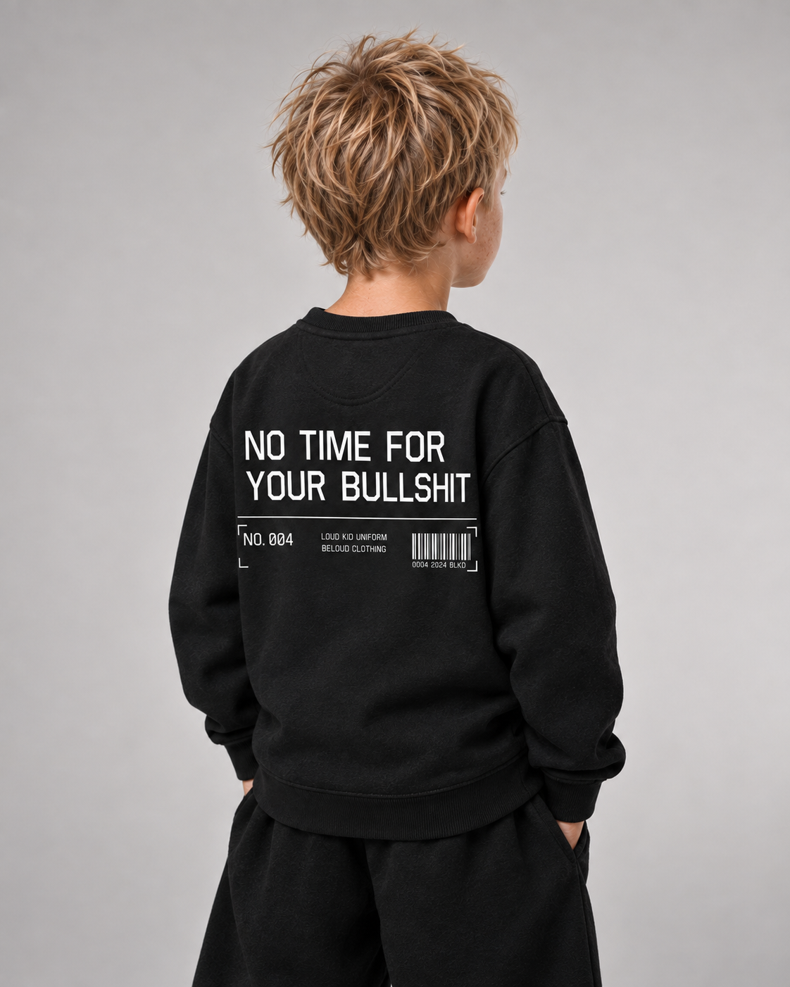 NO TIME FOR YOUR BULLSHIT Kids Sweater in Schwarz – Dreiviertel-Rückenansicht